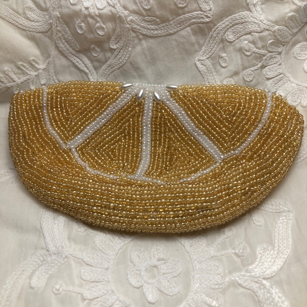 Vintage Darling Beaded Lemon Slice Coin Purse 💛
